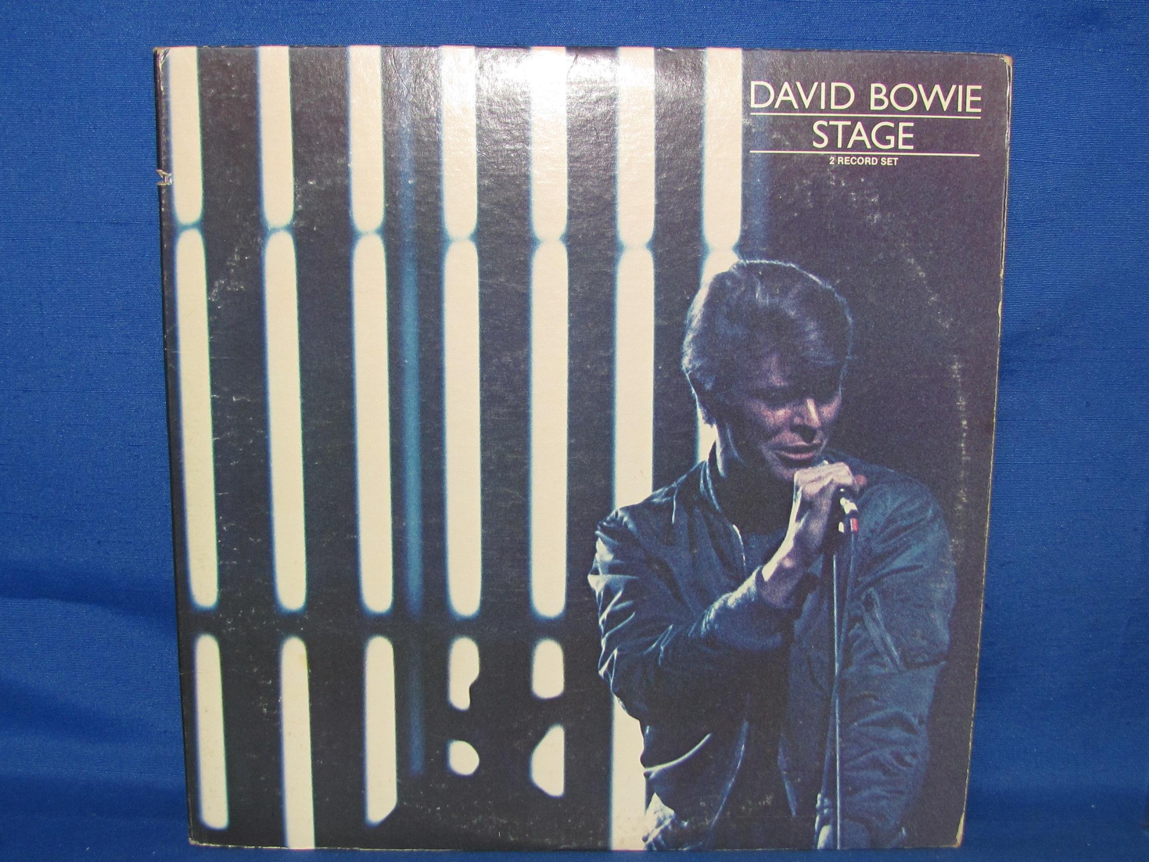 Lot of 2 David Bowie Collectors Vinyle Records (Good Condition)