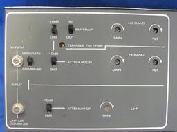 Solid State UHF/VHF/FM Distribution Amplifier Model 7354 By Channel Master