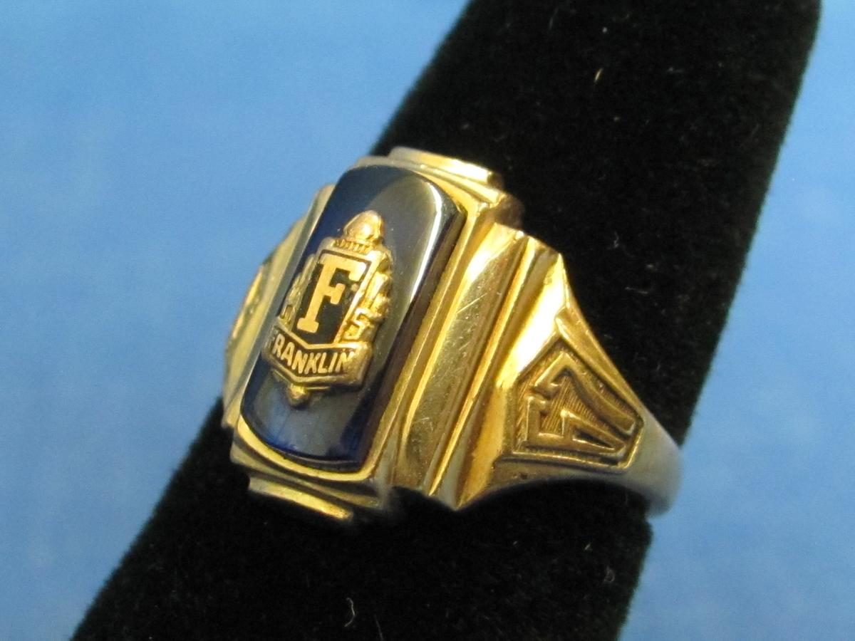 10 Kt Gold Class Ring – 1967 – Franklin Patriots – Size 5.75 – Total weight is 4.9 grams