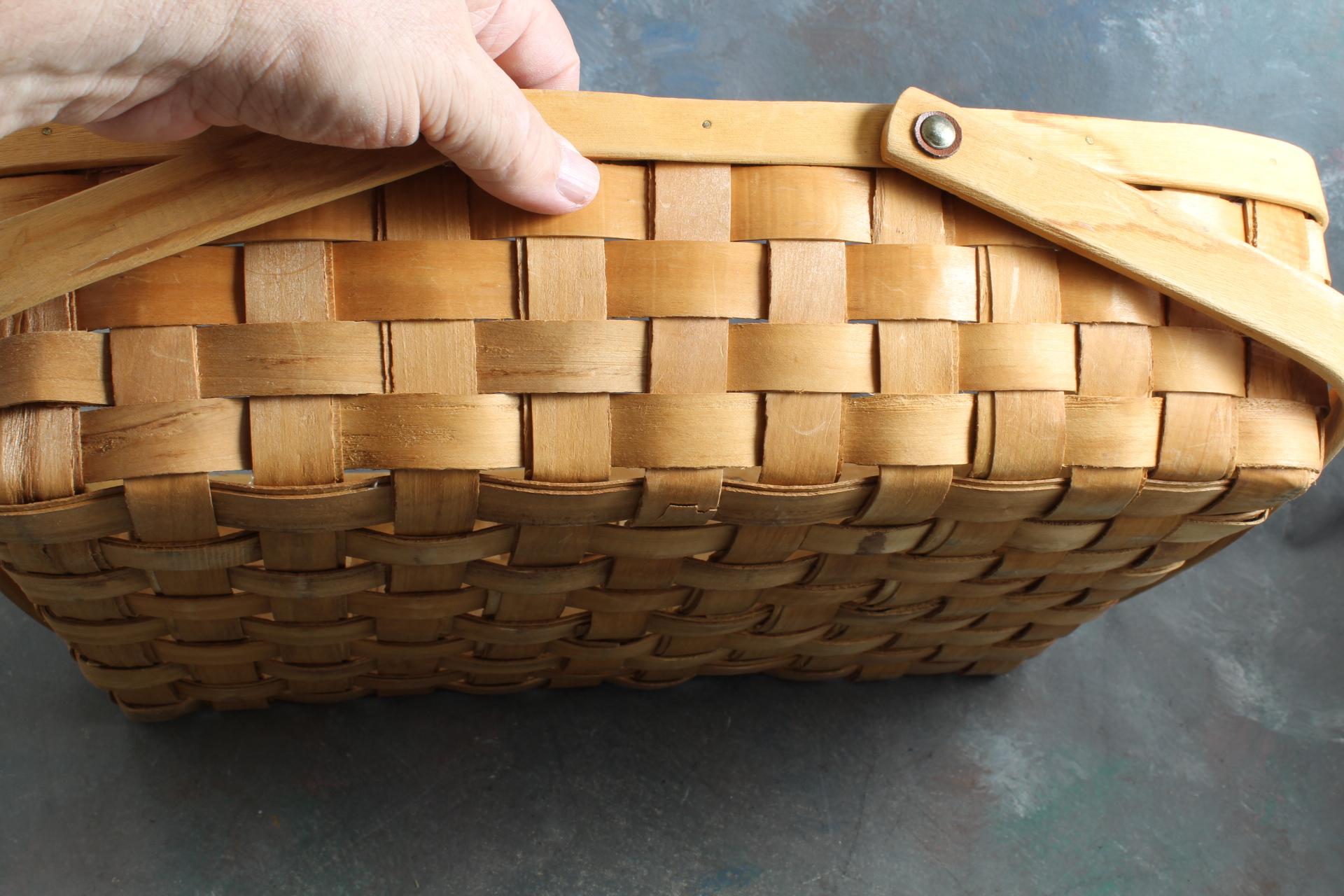 17" x 13" x 4" Basket with Handles & MintCraft 13 in 1 Multi-Purpose Tool NIP