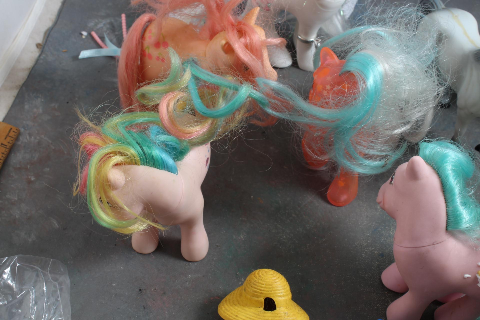 Large Lot 1980's My Little Pony Ponies & Accessories in Good Condition