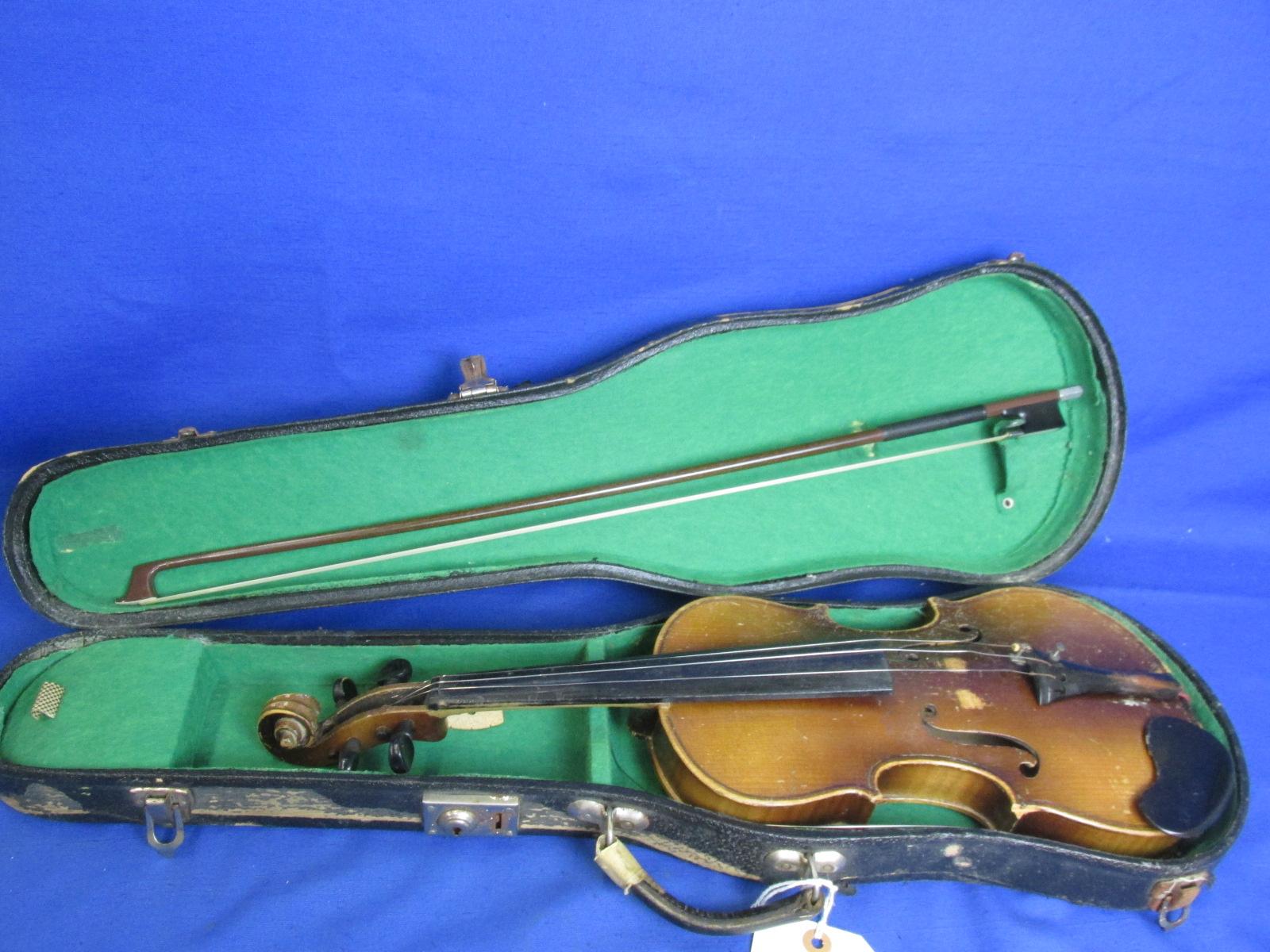 Antique Czech Made Ton Klar Violin with Bow (unmarked) in Antique Hard Case – See Pix