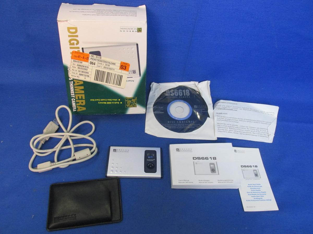 Oregon Scientific DS6618 0.3MP Digital Camera – size of a Credit Card Calculator