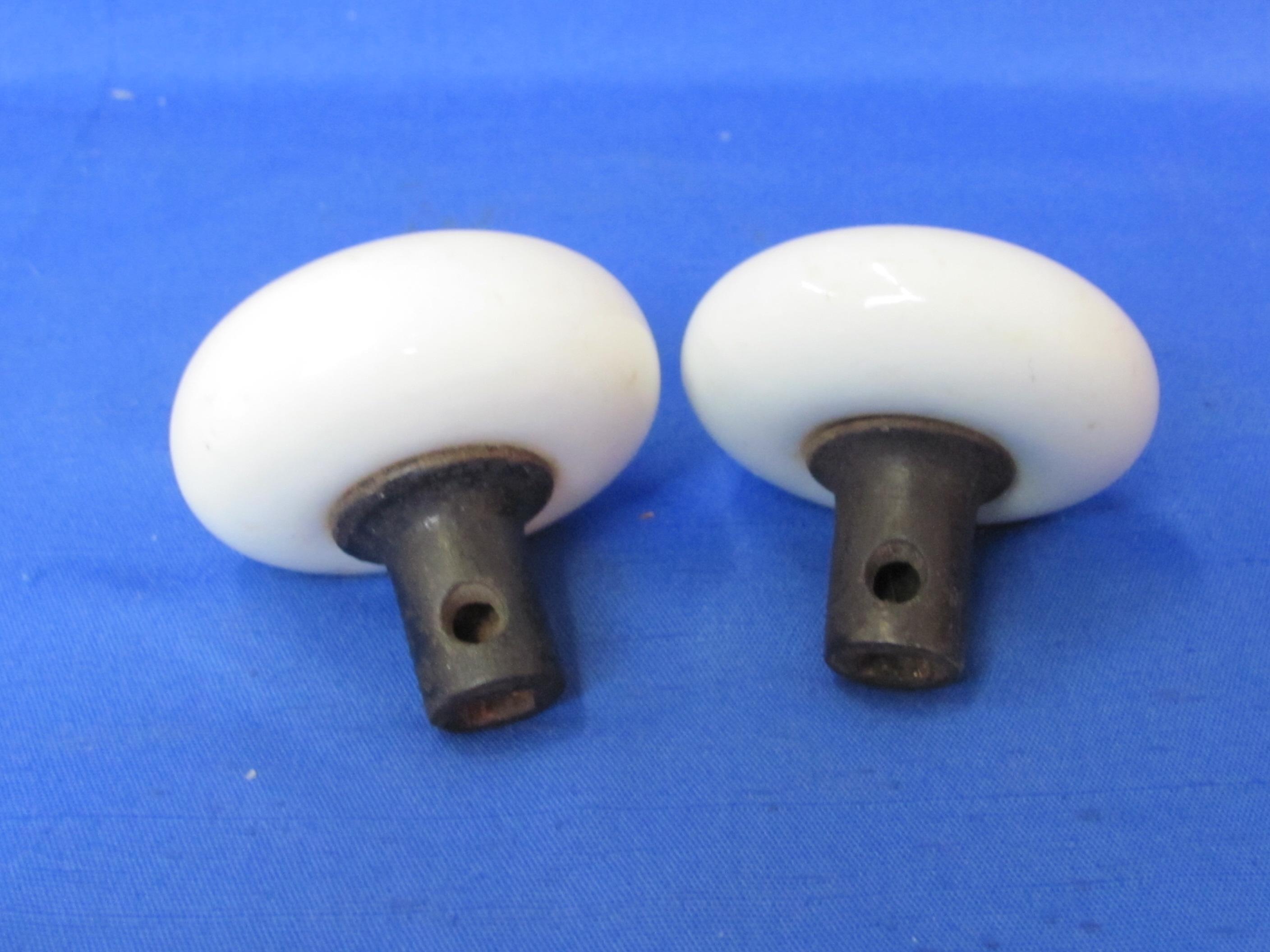 Porcelain White Door Knobs (2)