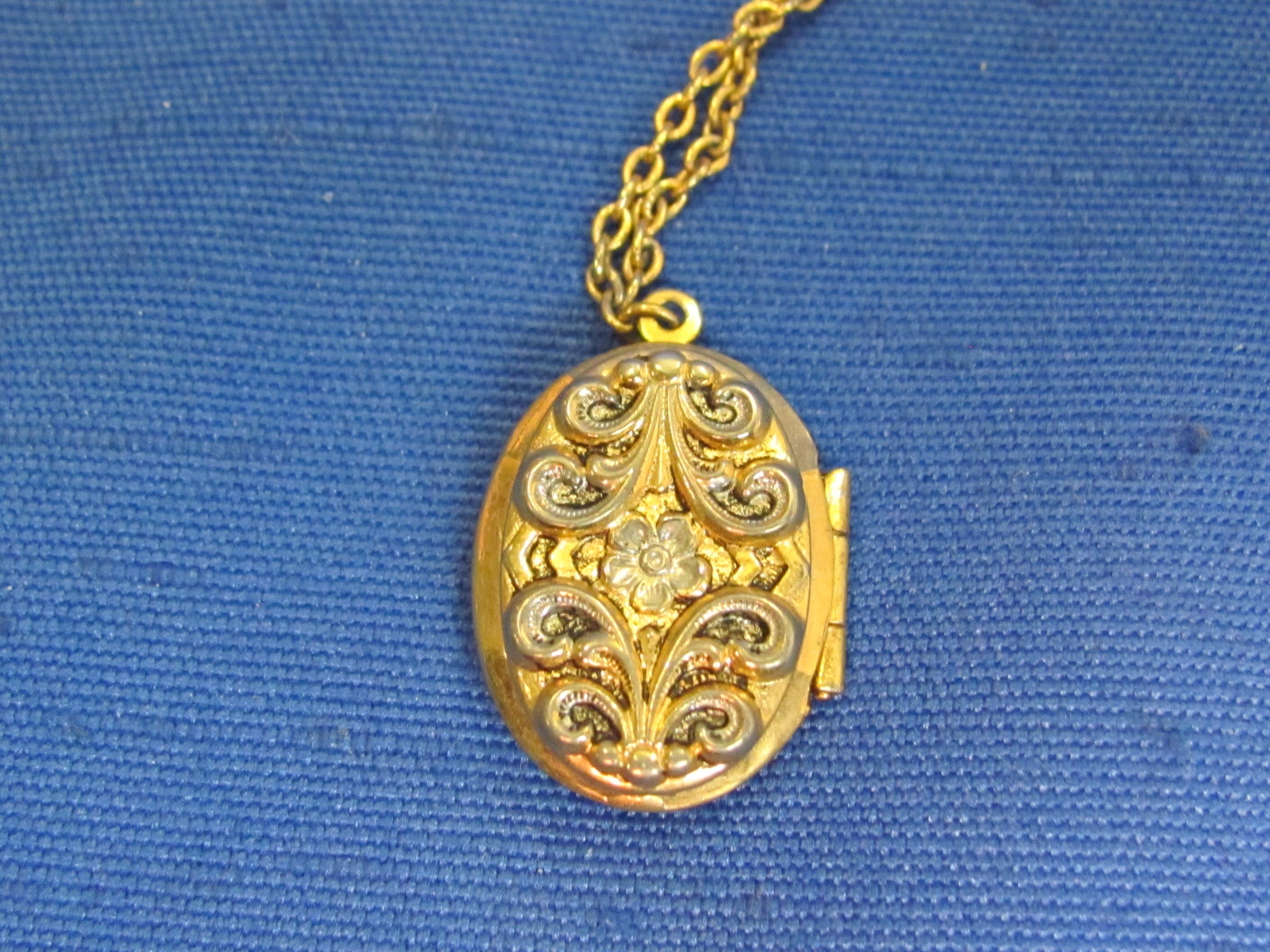 Lot of Delicate Chains & Pendants: 4 are Avon – Hearts, Rhinestones, Locket & more