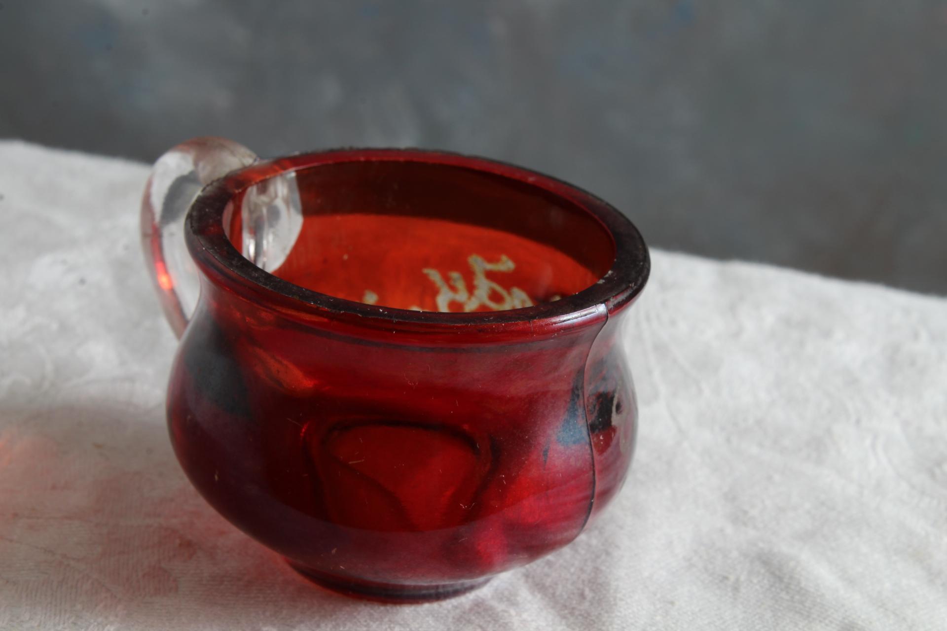 ca. 1900 Ruby Stained Commode Souvenir EVERYBODY IS DOING IT