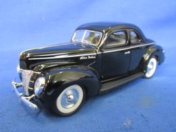 2 Model Automobiles: 1/34 1940 Ford 5 Window Coupe & 1/28 1957 Chevy Cameo Pick-up