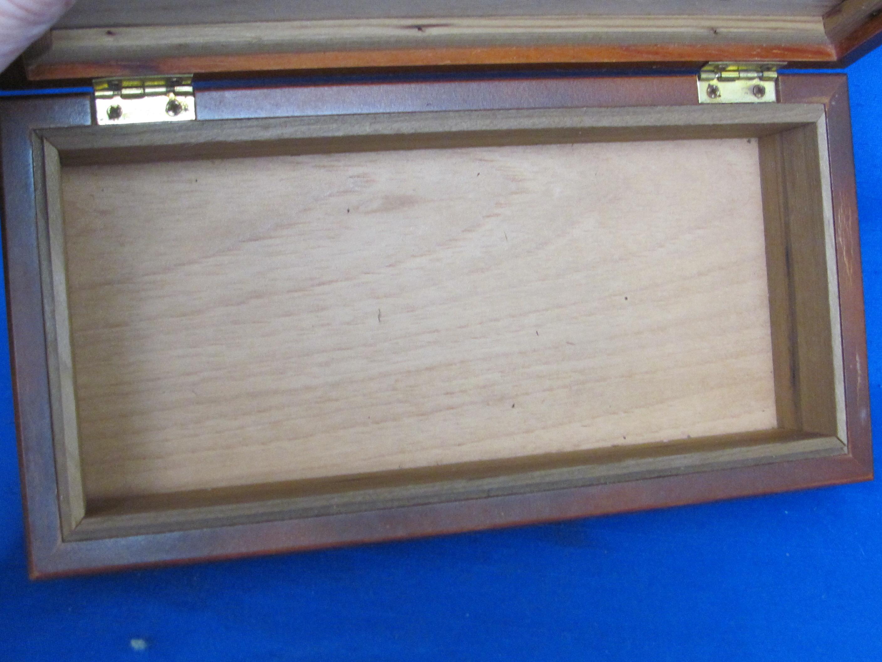 Wood Humidor with Instructions – George Burns image on inside lid – 10” x 5”