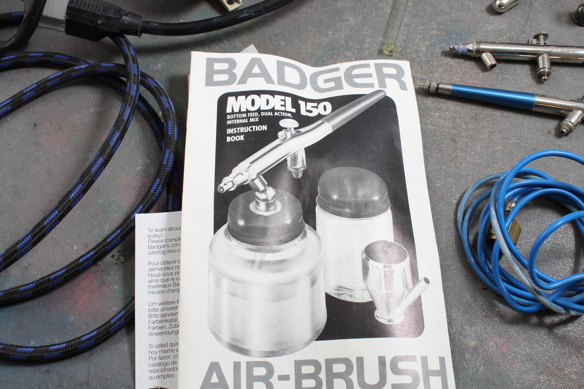 W. R. Brown Co. Air Brush Compressor  #996A with Paints Air Brushes are Badger