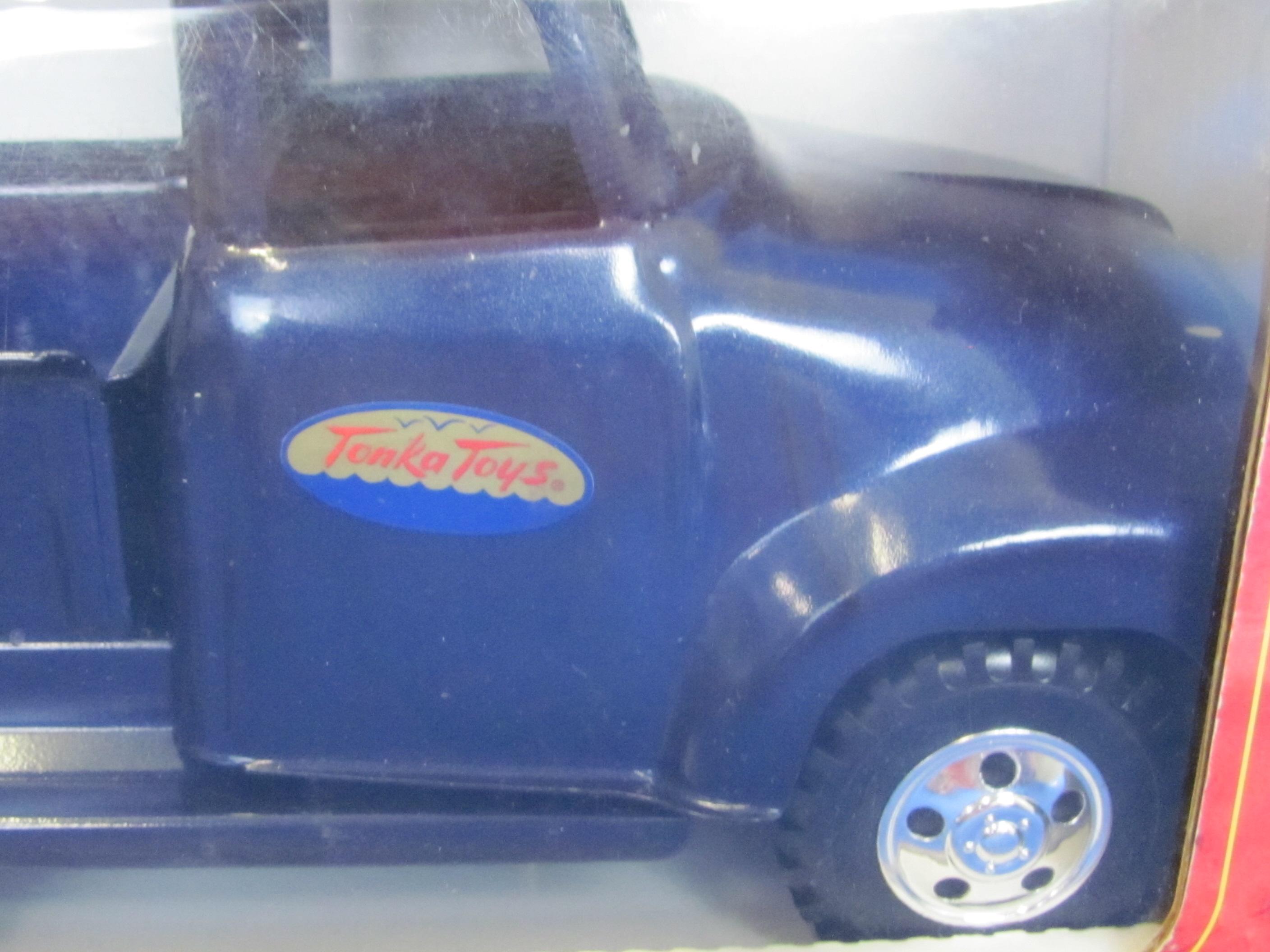 Tonka Collector Series: Classic 1956 Pickup Truck 1:18 Scale – Steel Construction - 1997