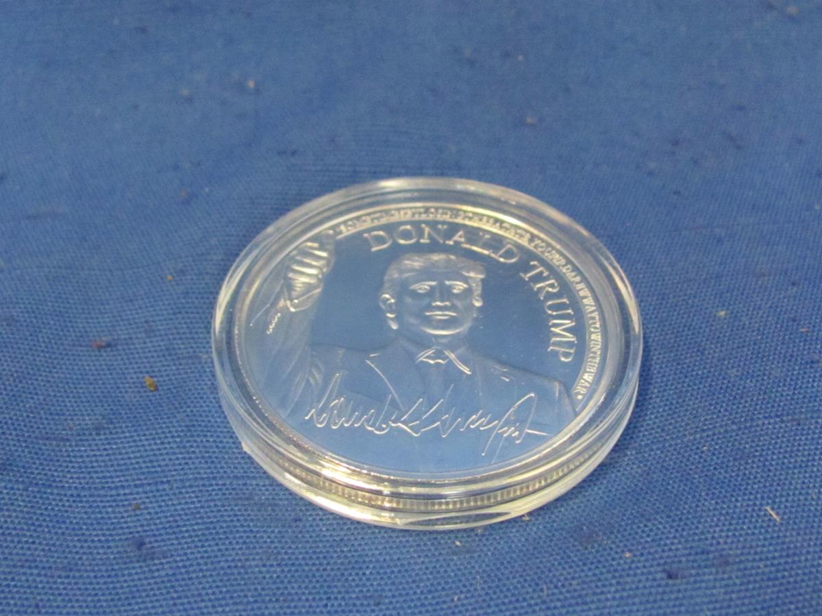 Donald Trump Commemorative Coin – Plastic Case