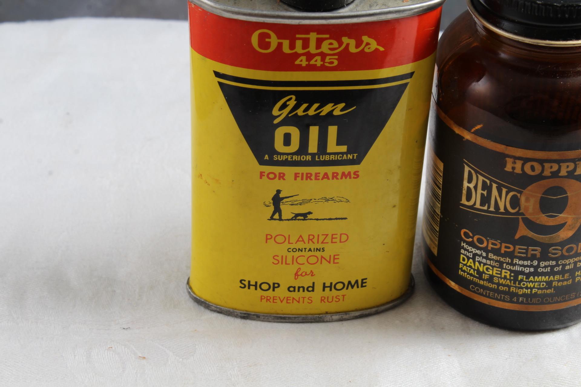 Outers 445 Gun Oil Oiler & Hoppe's Copper Solvent