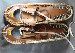 Pair of Sherpa Aluminum Snow Shoes in Very Good Condition Measure 25" Long