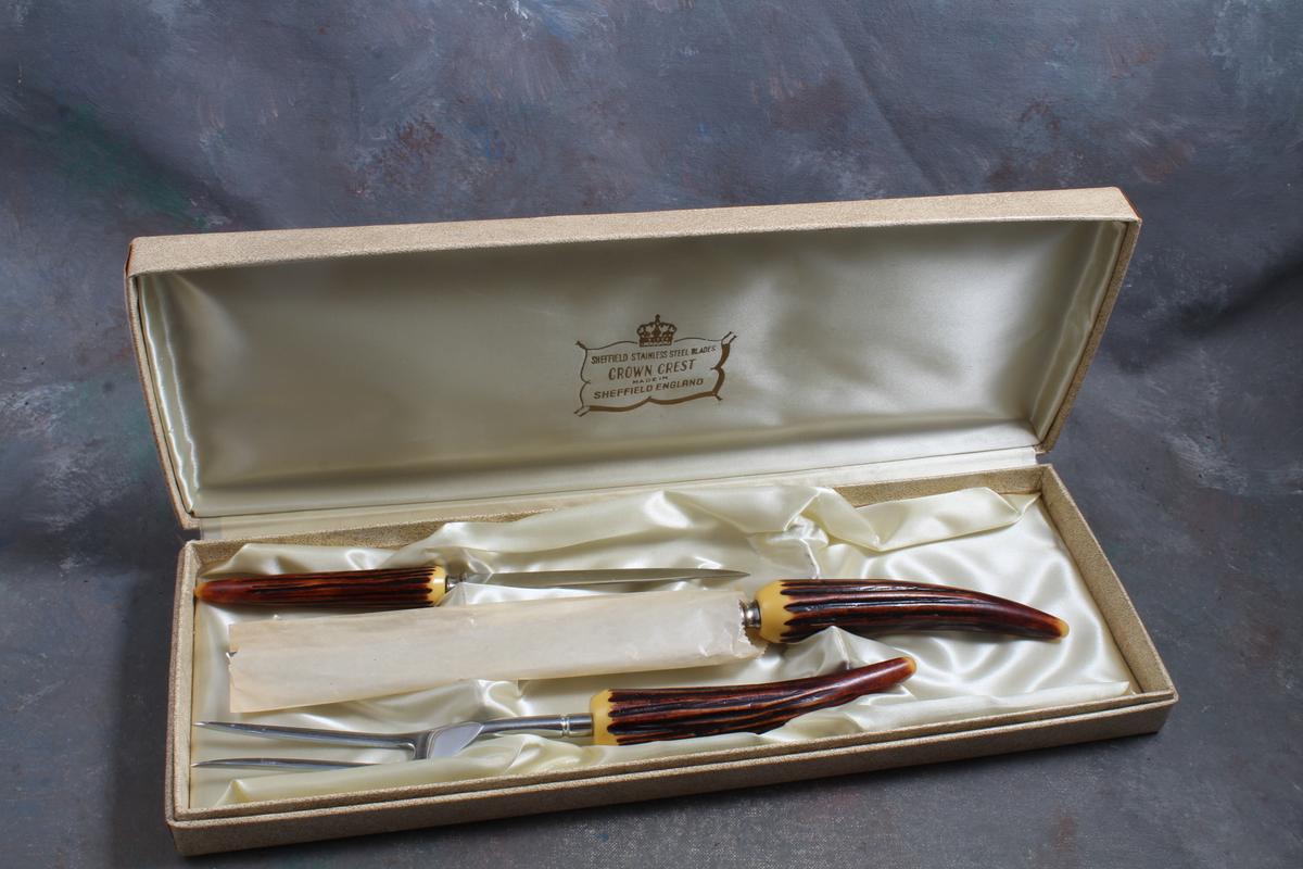 Vintage Crown Crest Sheffield England Carving Set in Original Box Horn Handles