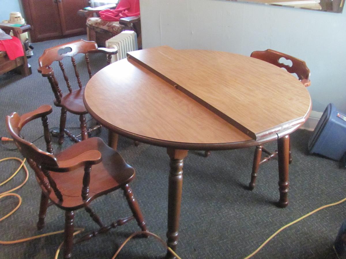 Round Table w/ 4 wood chairs and Leaf (11 3/4” W) 47” Diam x 29” T -