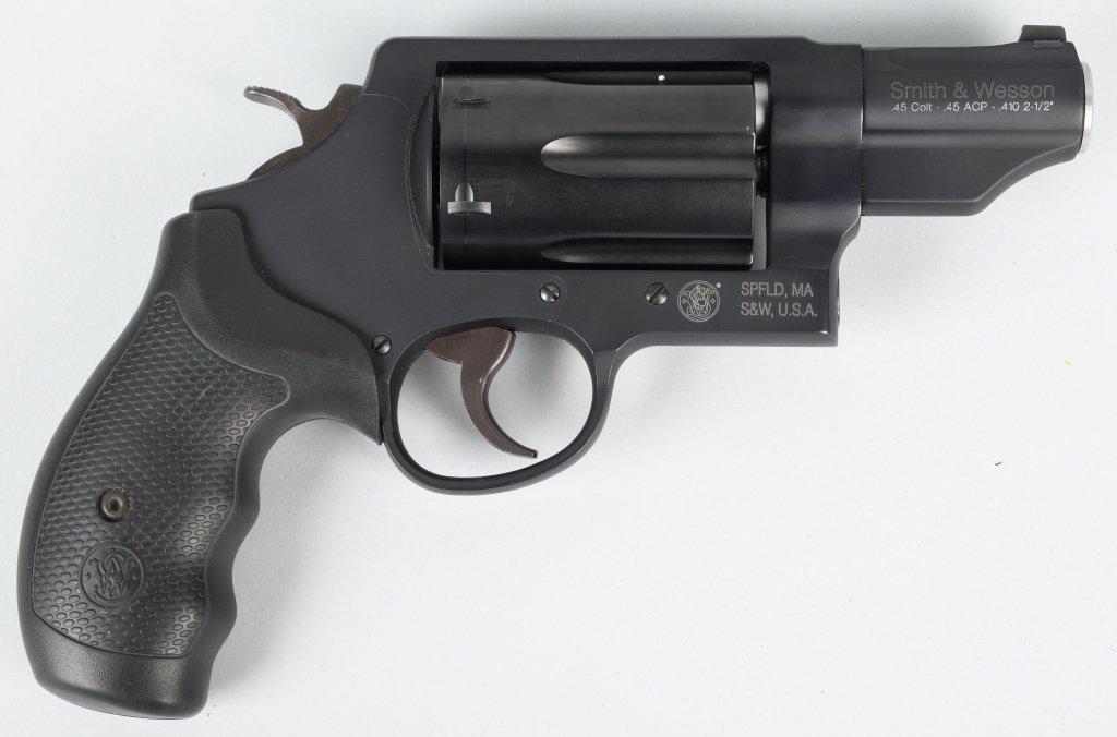 SMITH & WESSON GOVERNOR, .45 / .410 REVOLVER, BOX