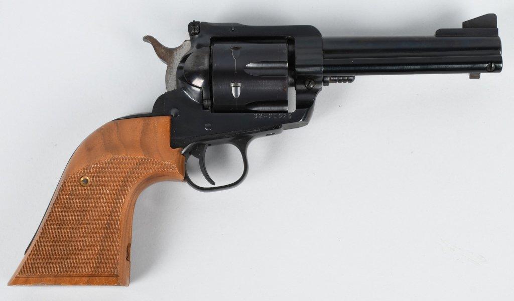 RUGER NEW MODEL BLACKHAWK. .357 MAG. REVOLVER