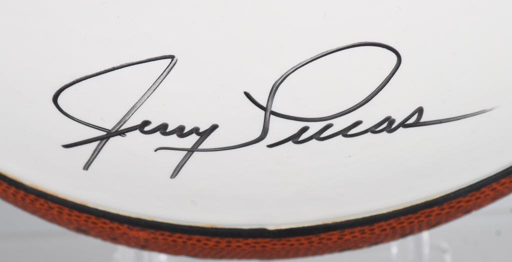 Jerry Lucas signed white paneled basketball