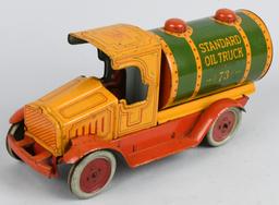 STRAUSS Tin Windup STANDARD OIL TRUCK