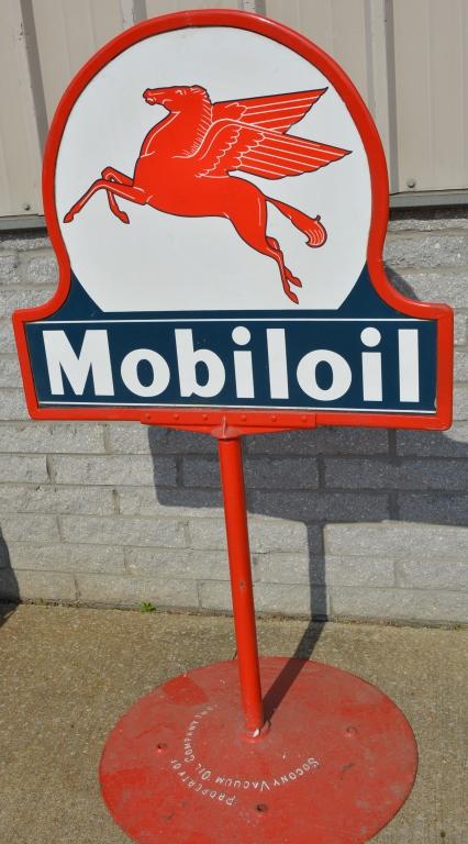 Mobiloil w/Pegasus Porcelain Sign