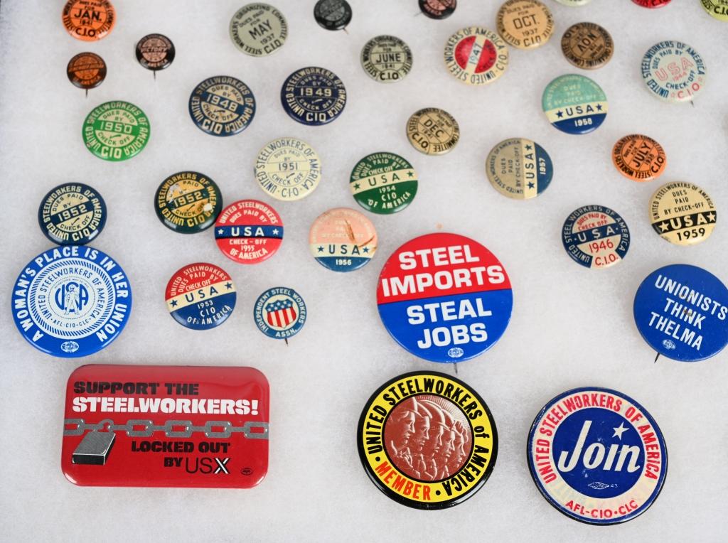 LOT OF UNITED STEEL WORKERS UNION BUTTONS