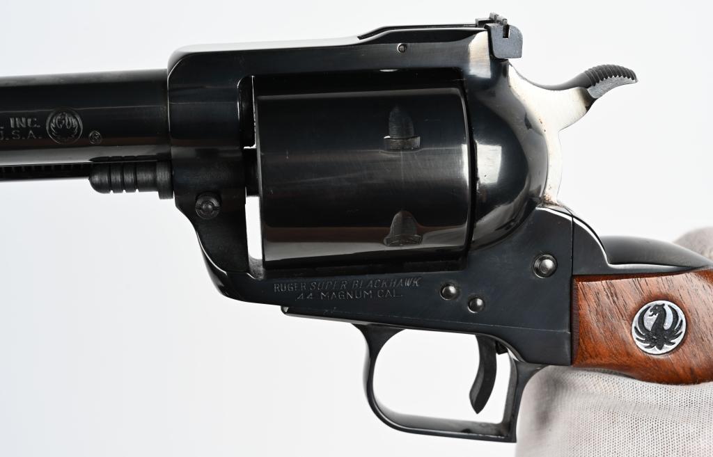 RUGER NEW MODEL SUPER BLACKHAWK REVOLVER