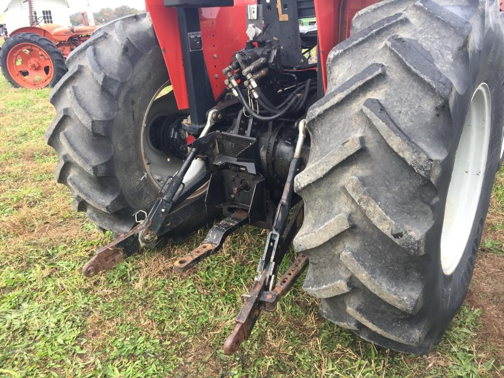 MASSEY FERGUSON 4243 W/KD 5000 LOADER & BUCKET