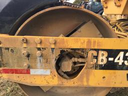 CAT CB-434C COMPACTOR