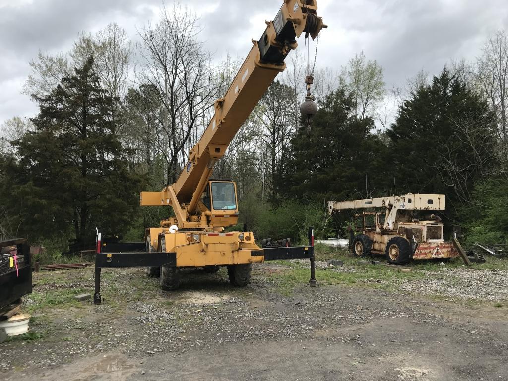 GROVE RT422 22TON CRANE