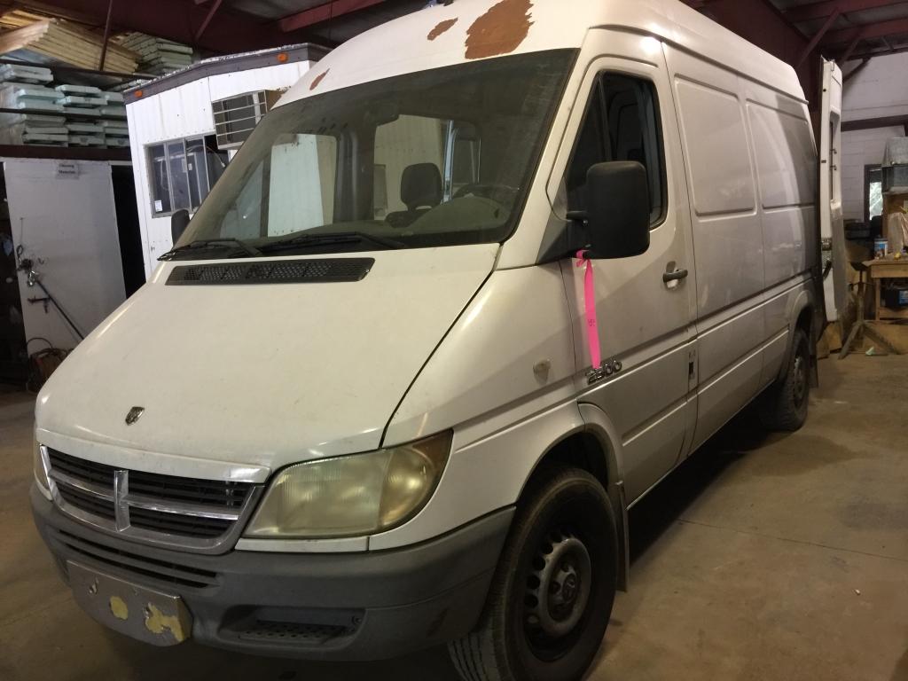 2005 SPRINTER 2500 CARGO VAN