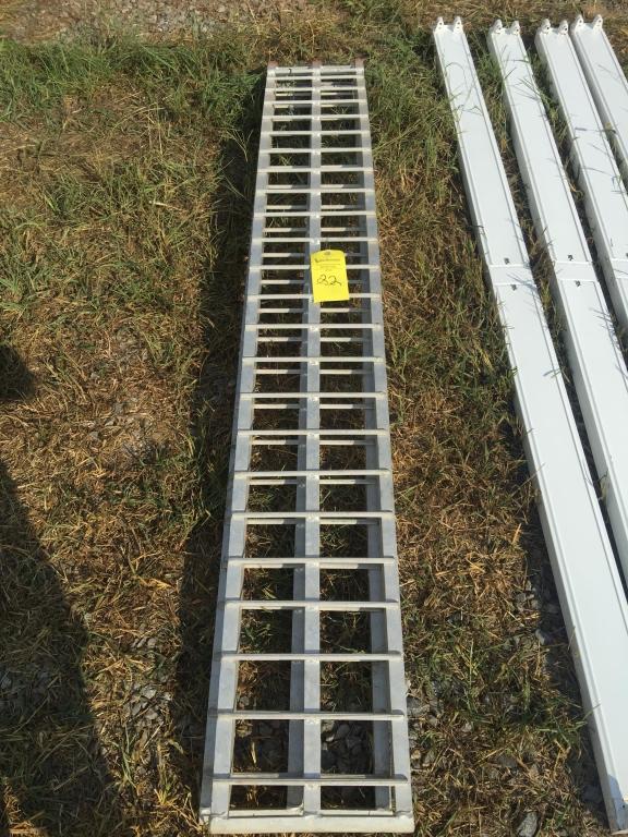 SET OF ALUMINUM ATV RAMPS