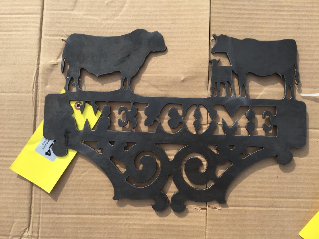 BULL/COW/CALF WELCOME SIGN