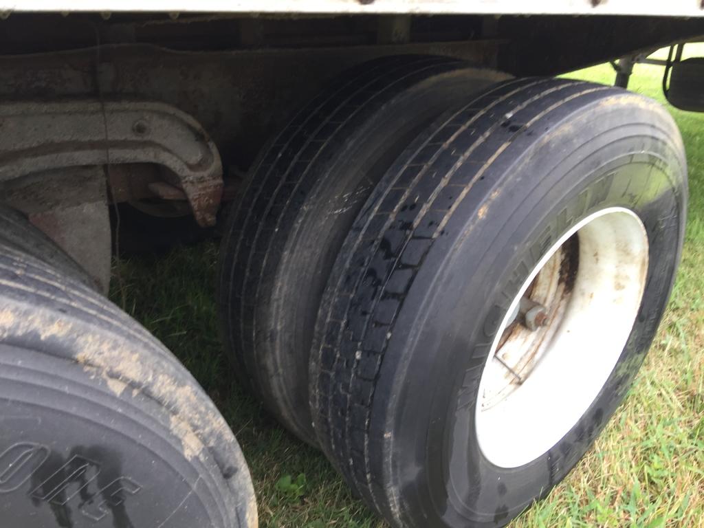 35' BROWN ALUMINUM SKIN GRAIN TRAILER