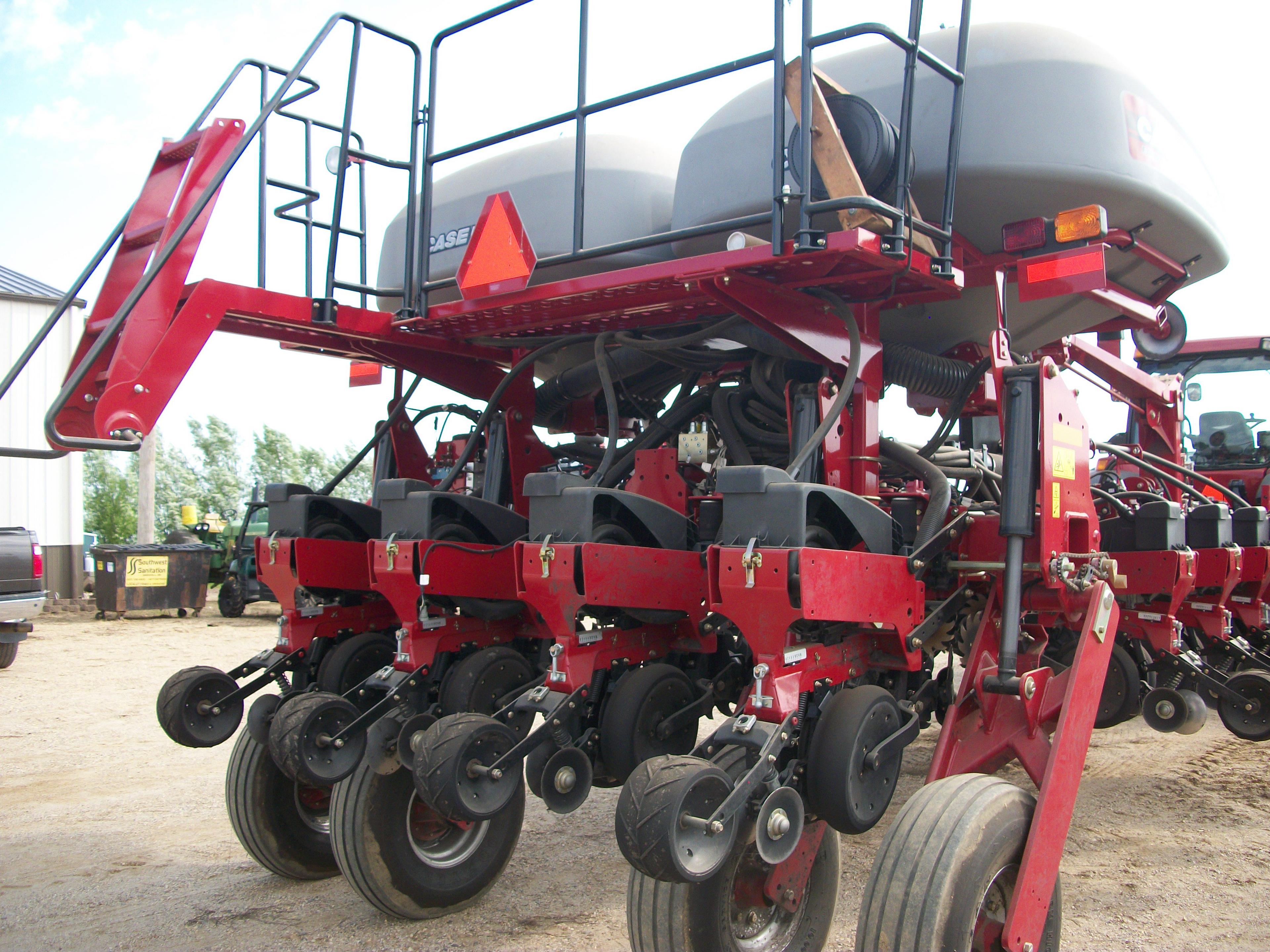 2014 Case IH 1255 12x30 Planter