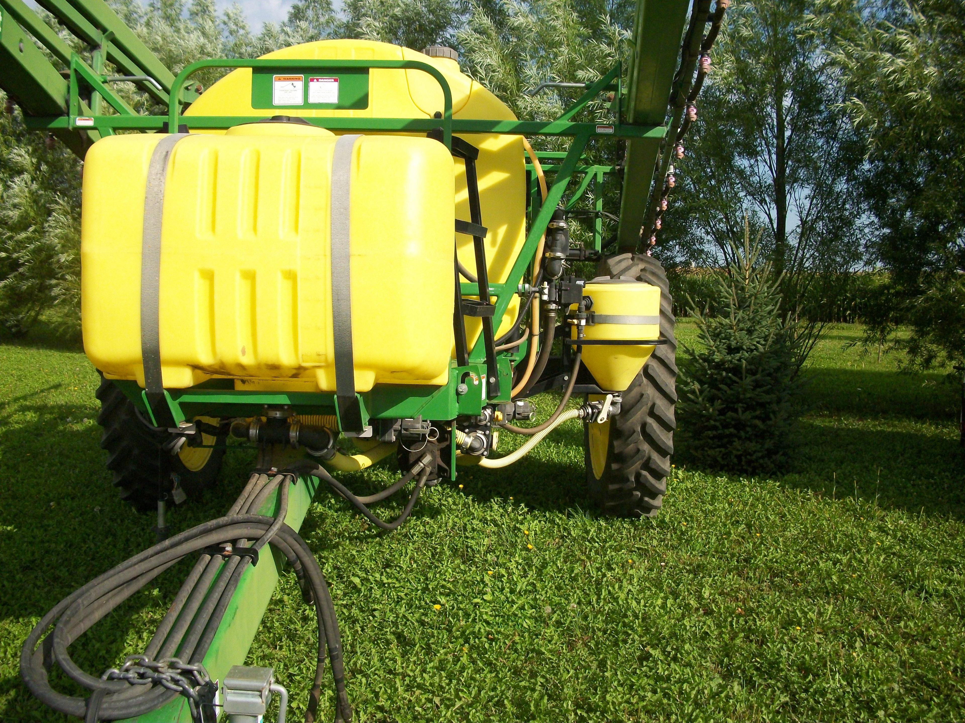 Fast 7420 90' Sprayer