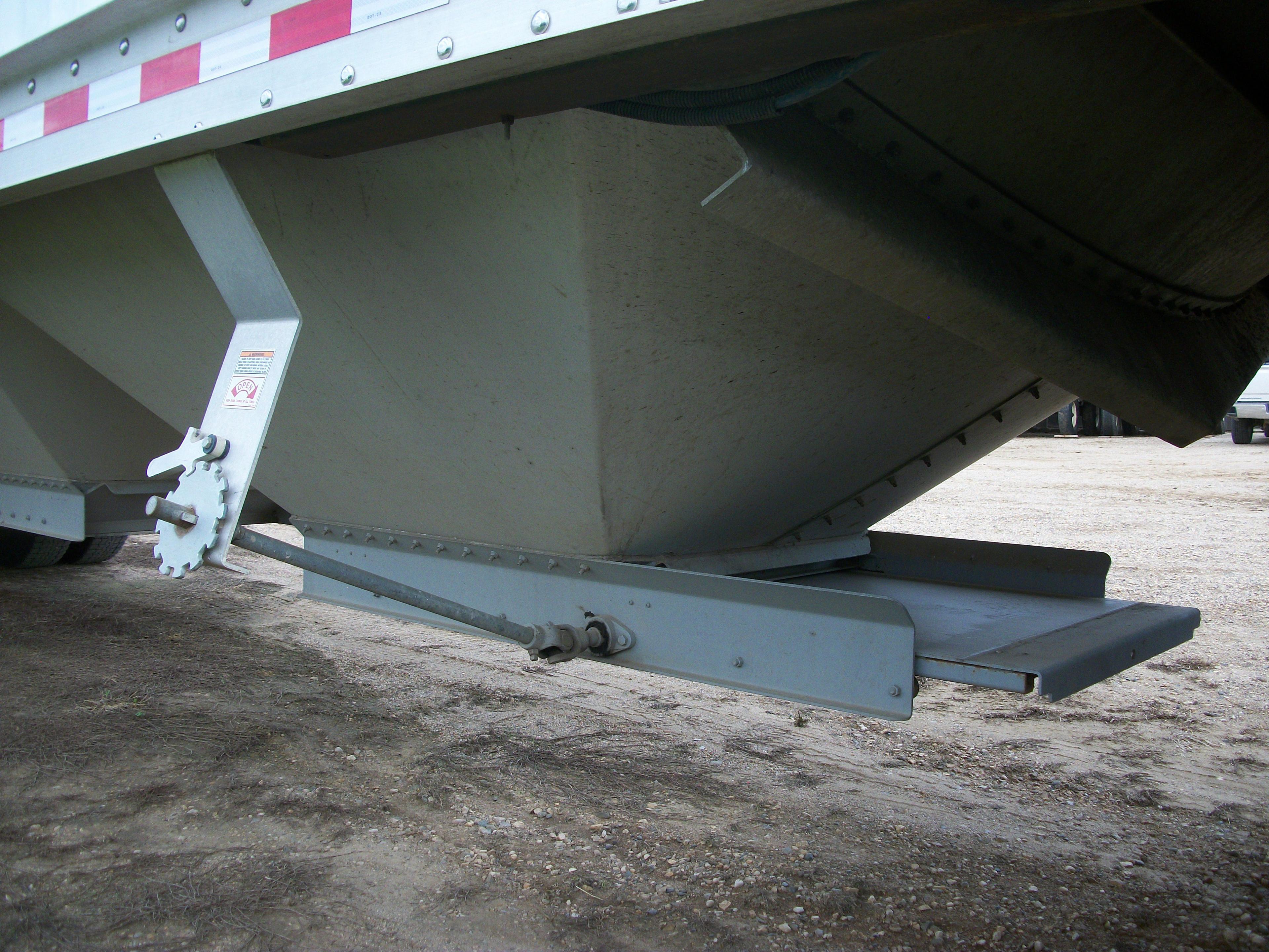 2010 34' Jet Aluminum Grain Trailer