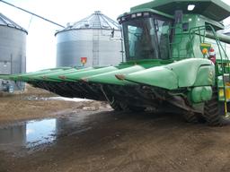 2011 John Deere 608C Stalkmaster 8R30