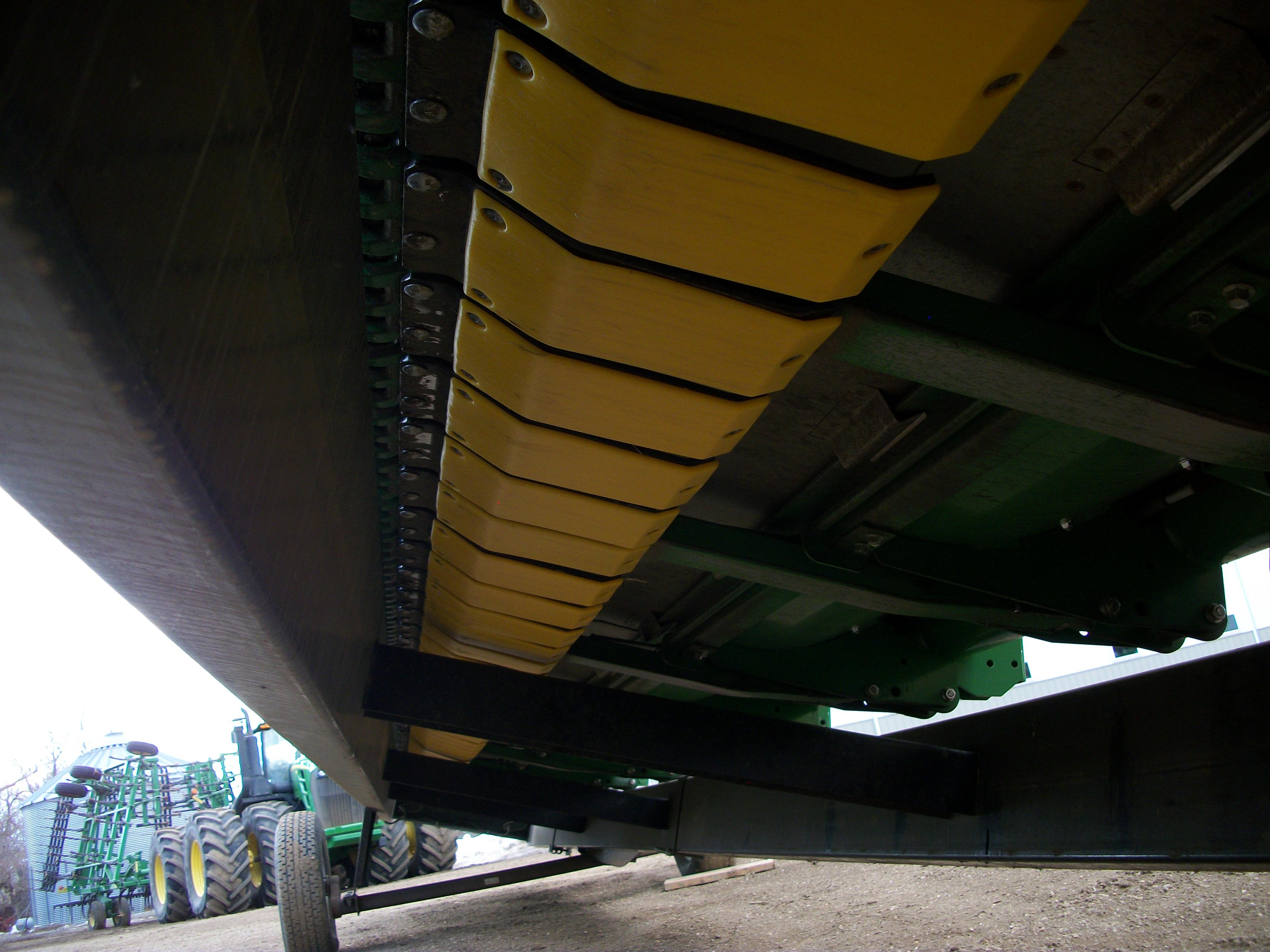 2015 John Deere 630F Bean Head