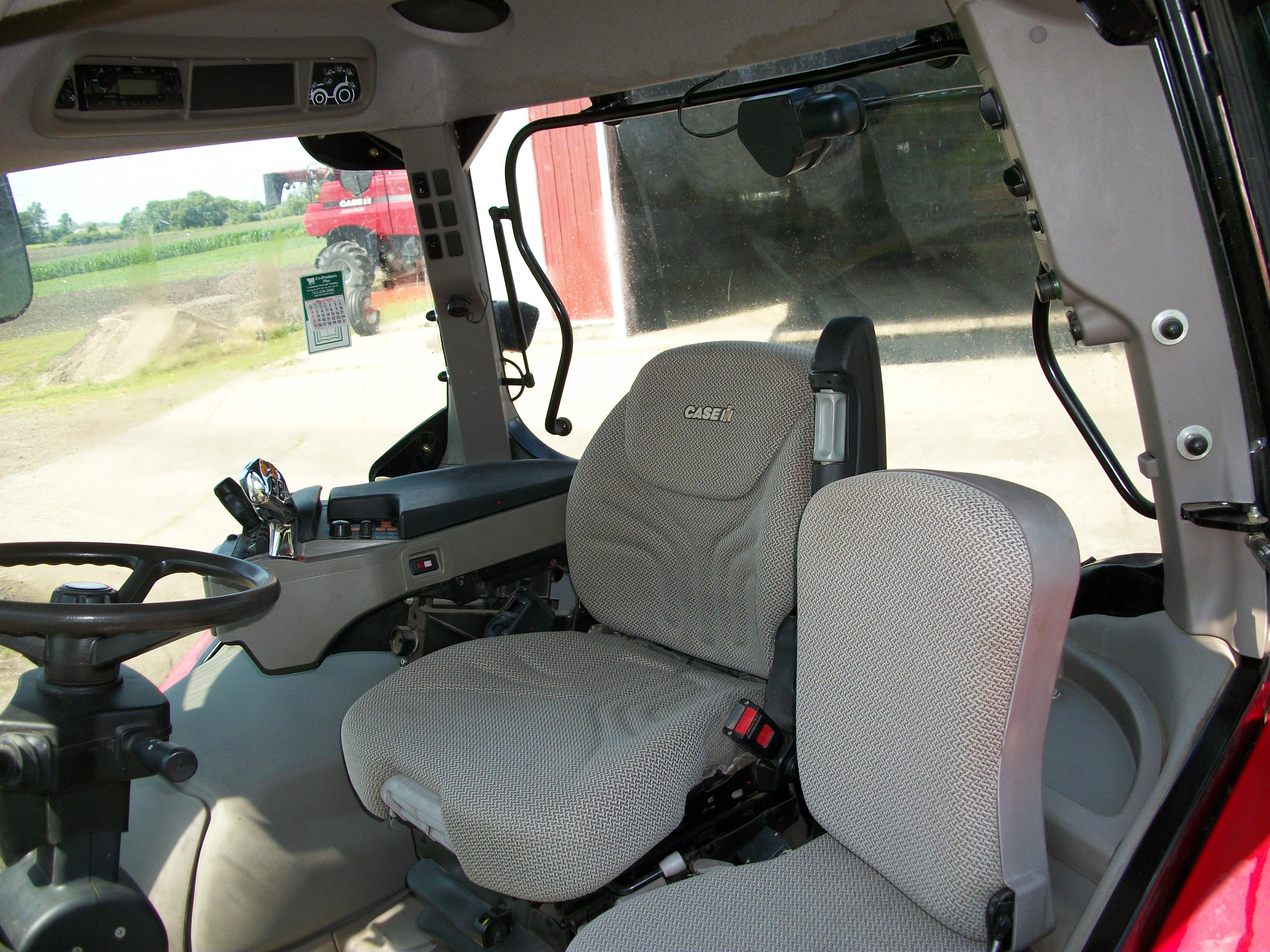 2010 Case IH Puma 155 FWA w/ Loader