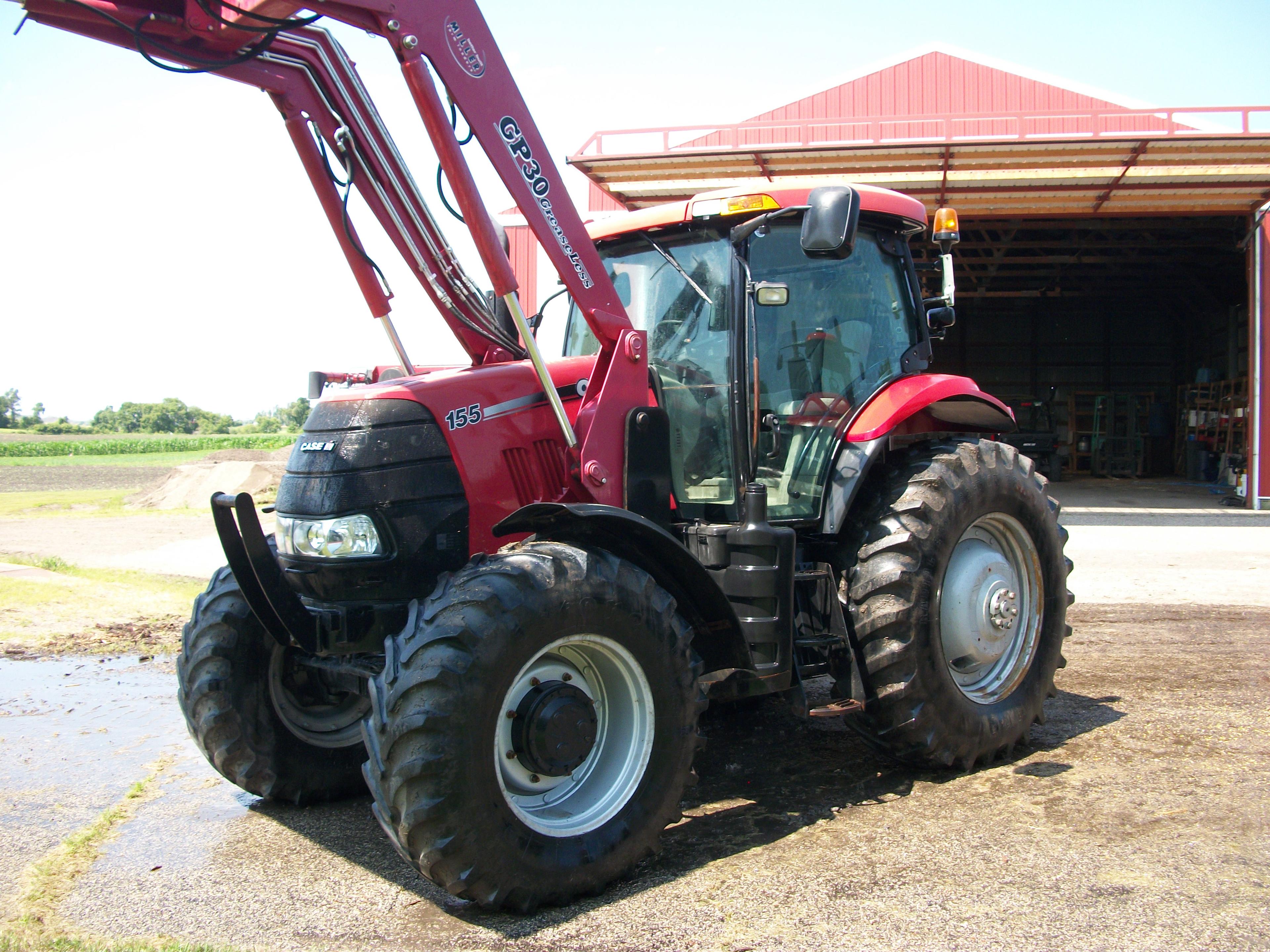 2010 Case IH Puma 155 FWA w/ Loader