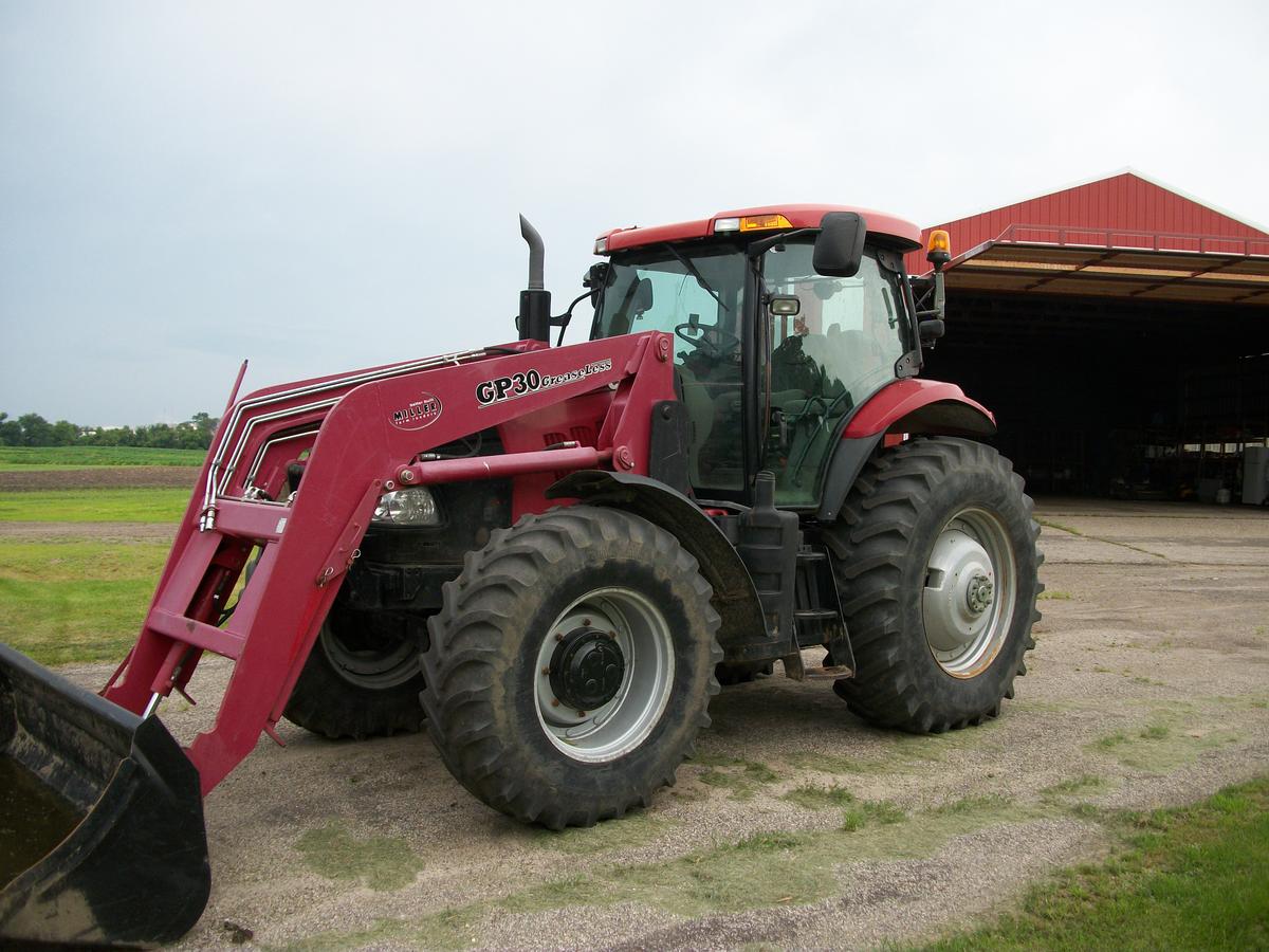 2010 Case IH Puma 155 FWA w/ Loader