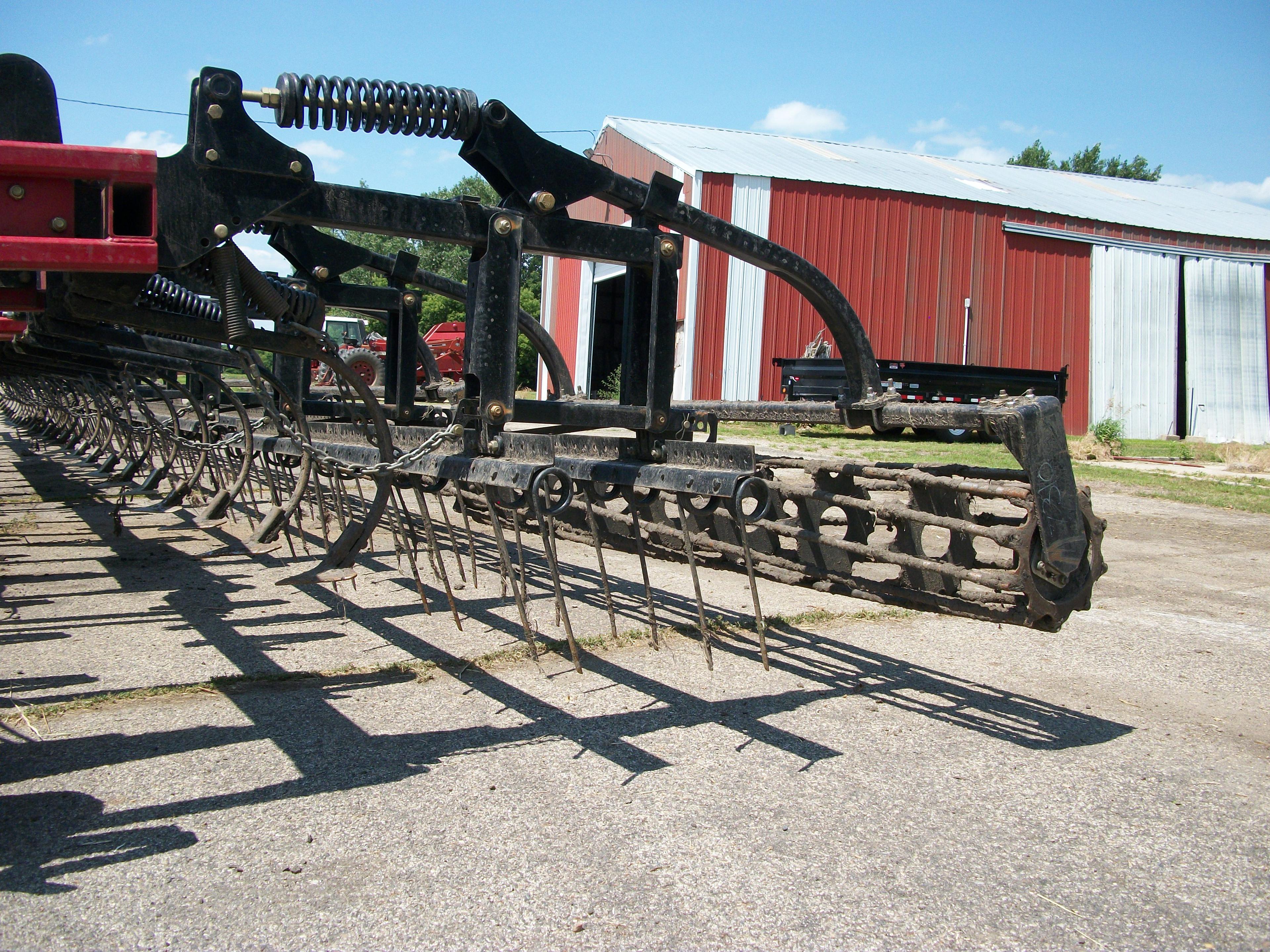 2013 Case IH 200 Field Cultivator 56'