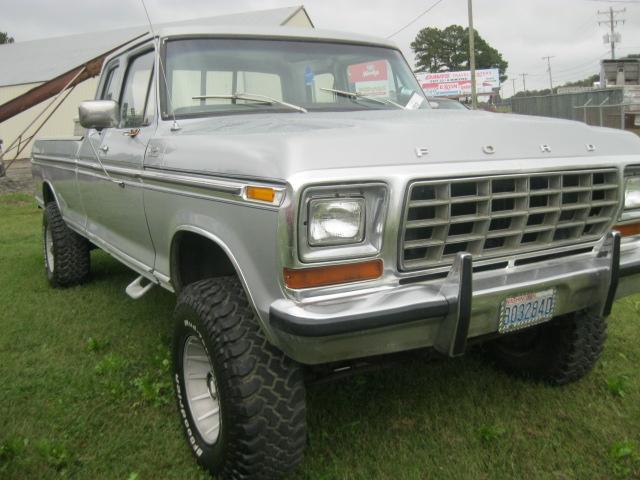 1979 Ford F-250 Pickup; Silver