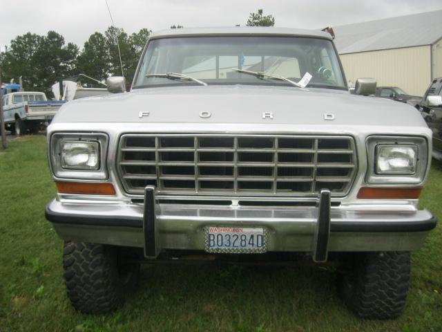 1979 Ford F-250 Pickup; Silver