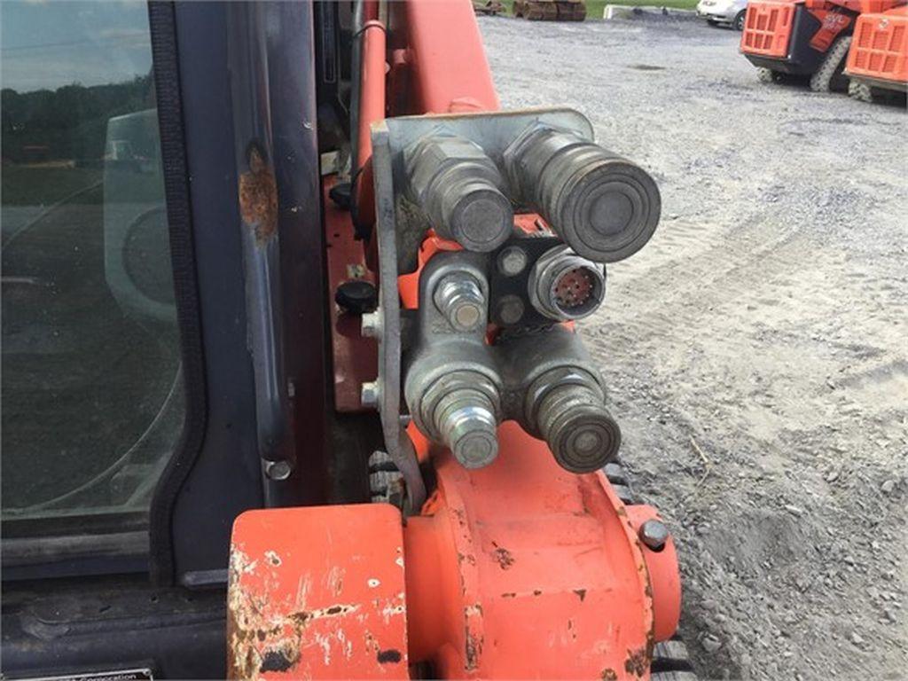 2014 KUBOTA SVL90-2 SKID STEER LOADER