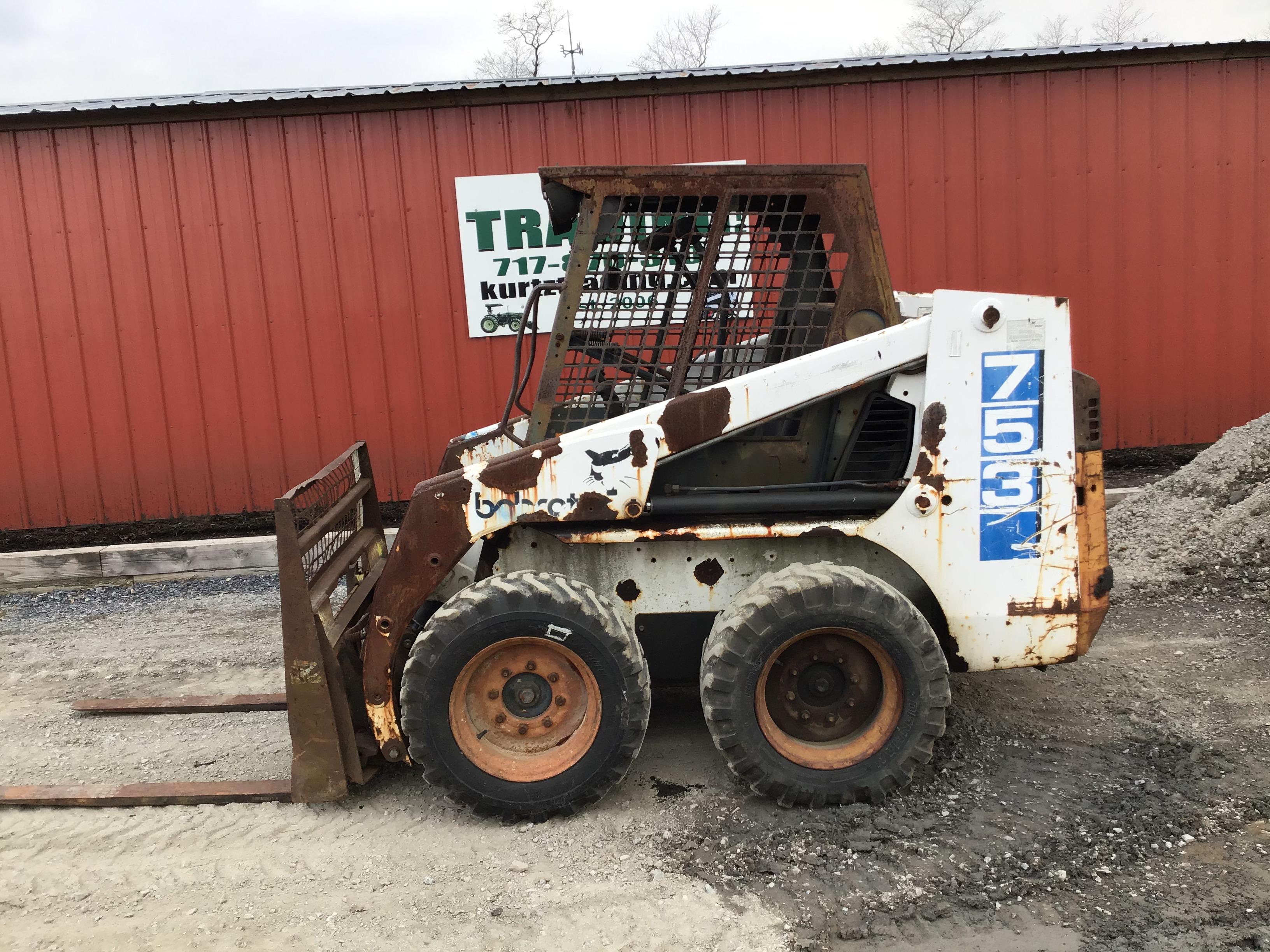 BOBCAT 753 SKID STEER LOADER