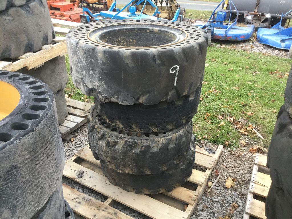 36.5X12-20 SOLID TIRES AND WHEEL