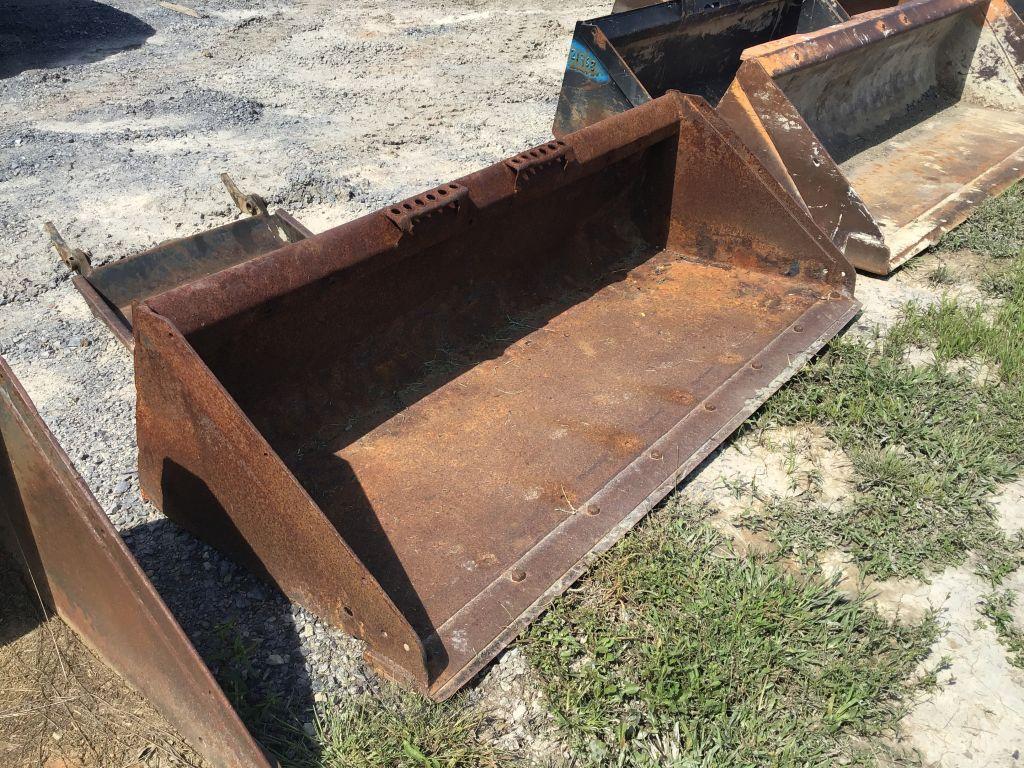 72" BUCKET W/ BOLT ON CUTTING EDGE