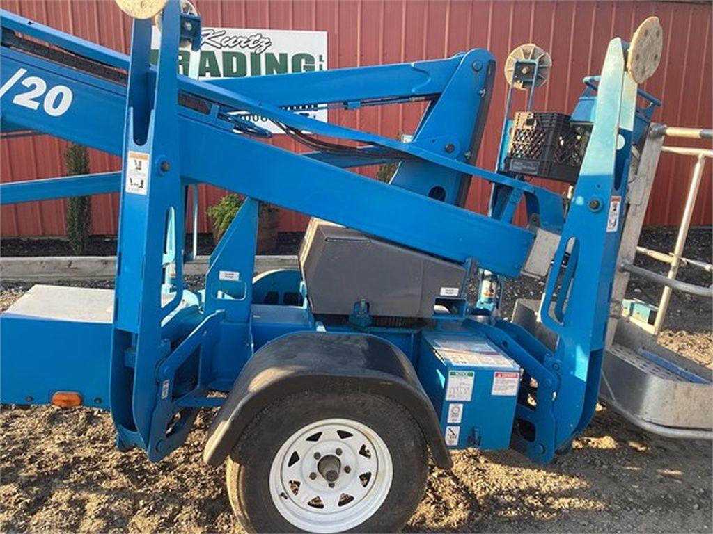 2005 GENIE TZ34/20 BOOM LIFT