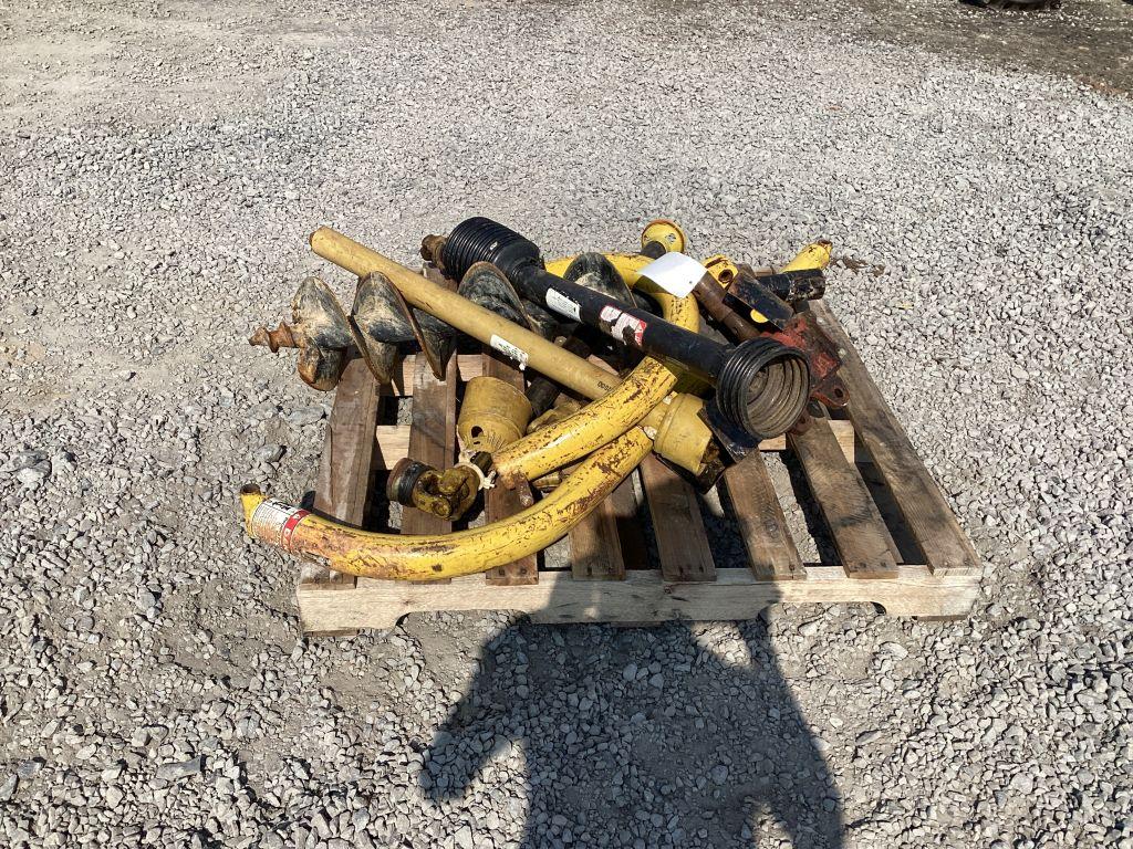 POST HOLE DIGGER WITH 9" AUGER BIT